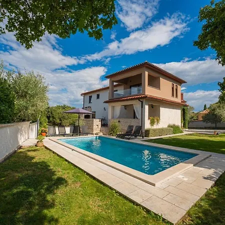 Tina In Pinezici Villa Marcana